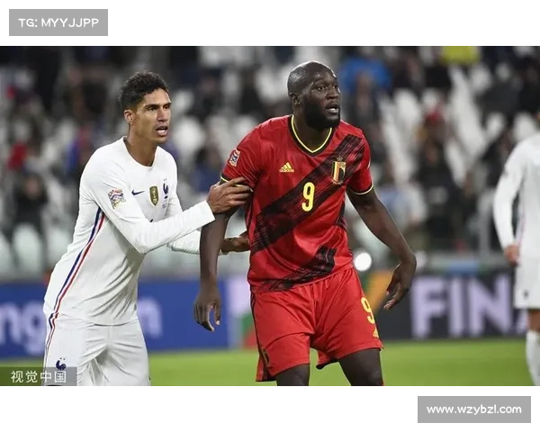 卢卡库加盟曼联对球队战术体系与进攻效率带来的深远影响分析